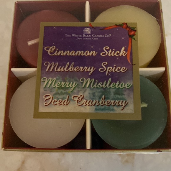 A variety of votive candle refills - Picture 2 of 5